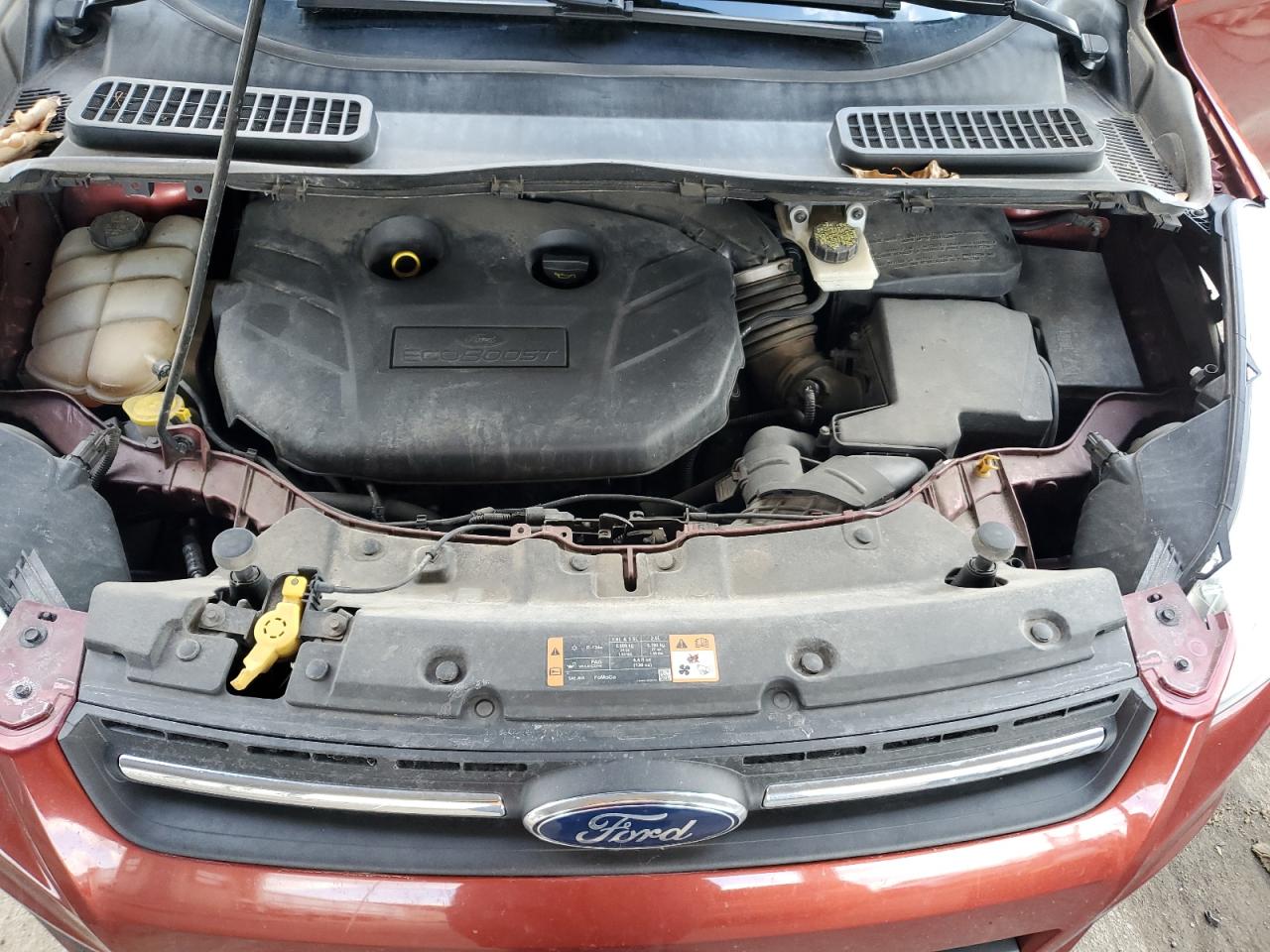 1FMCU9G98FUA24571 2015 Ford Escape Se