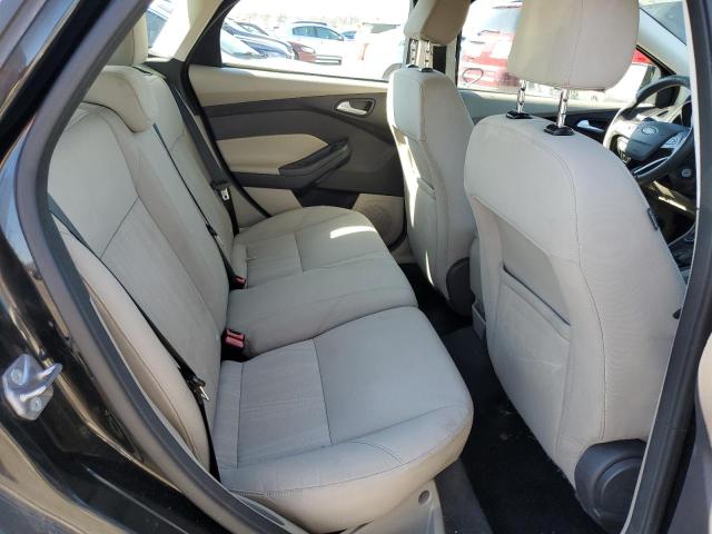 2015 FORD FOCUS SE 1FADP3K27FL255481