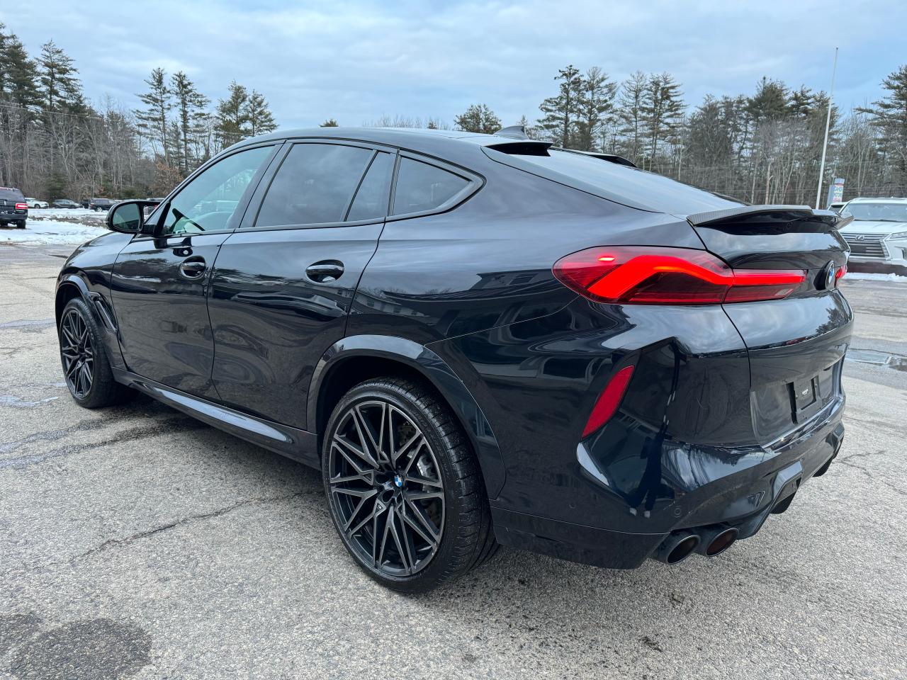 2021 BMW X6 M vin: 5YMCY0C06M9E15840