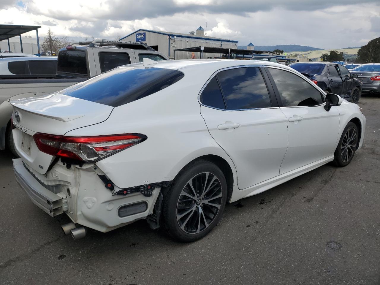 4T1B11HK5KU683676 2019 Toyota Camry L