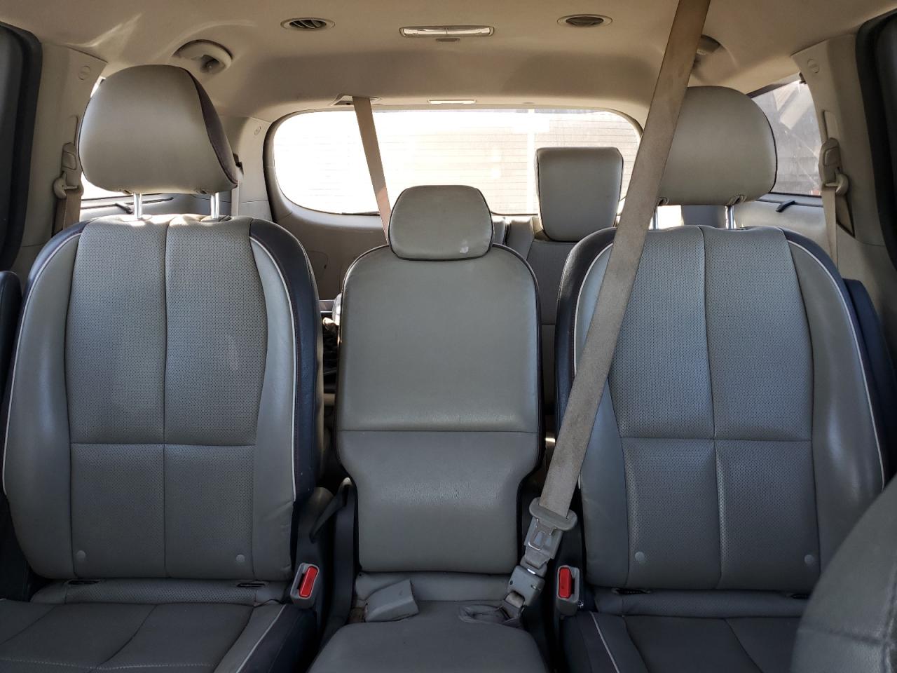 kndmc5c10f6021821 KNDMC5C10F6021821 2015 Kia Sedona Ex