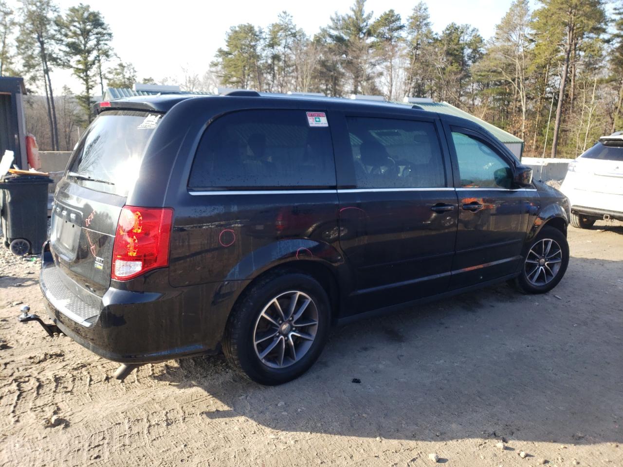 2C4RDGCG7HR786703 2017 Dodge Grand Caravan Sxt