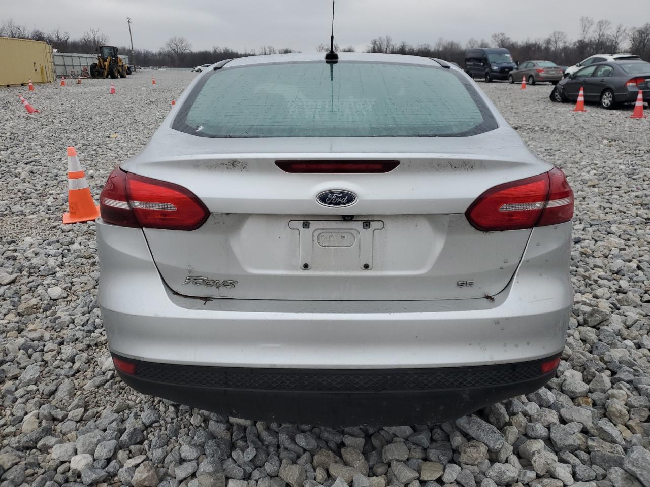 1FADP3F22JL257612 2018 Ford Focus Se