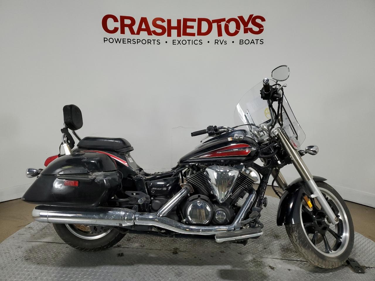 2012 yamaha v star 950 store tourer accessories