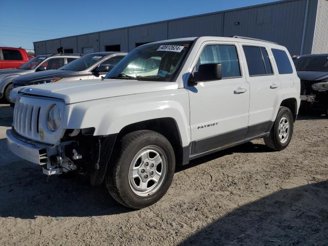 VIN 19XFC2F81ME202319 2016 JEEP PATRIOT no.1