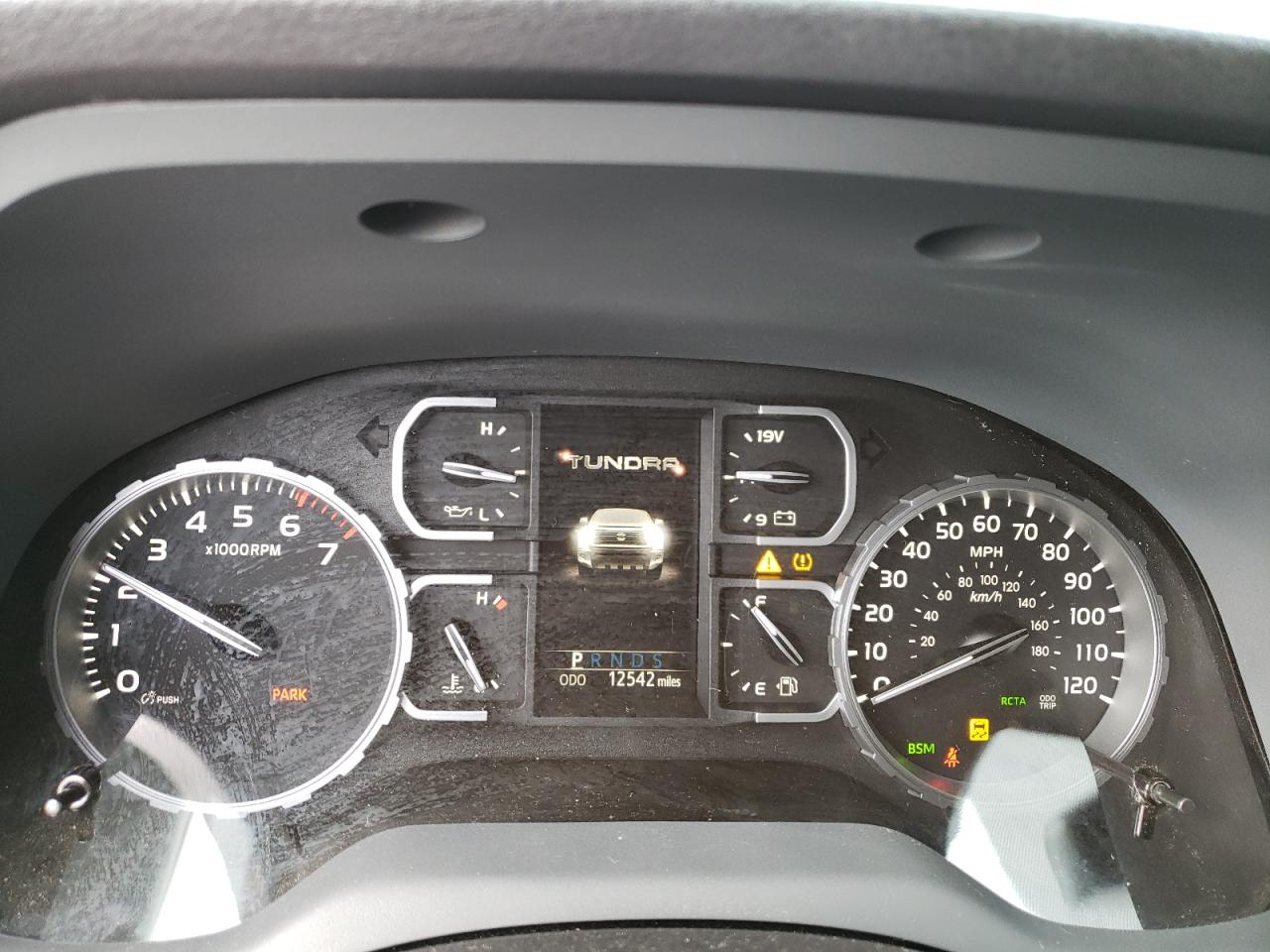 VIN: 5TFDY5F12MX024000 2021 TOYOTA TUNDRA