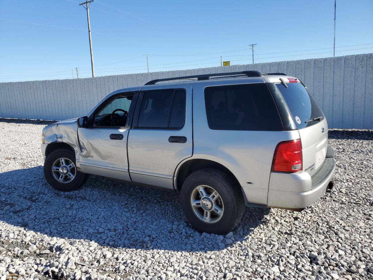 1FMZU73K14UB57886 2004 Ford Explorer Xlt