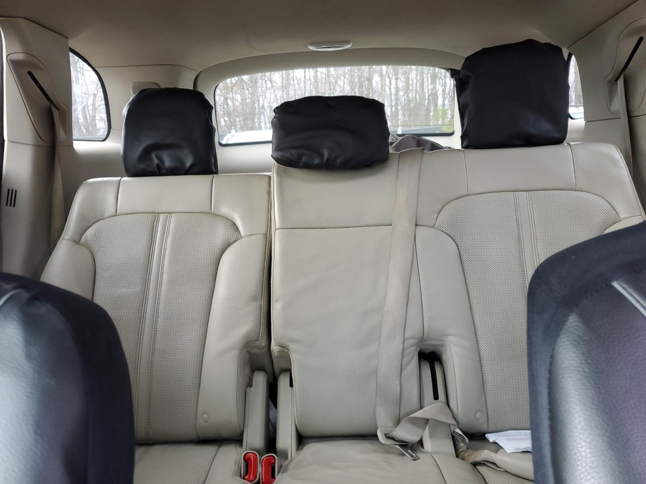 2LMHJ5AT6BBJ54929 2011 Lincoln Mkt