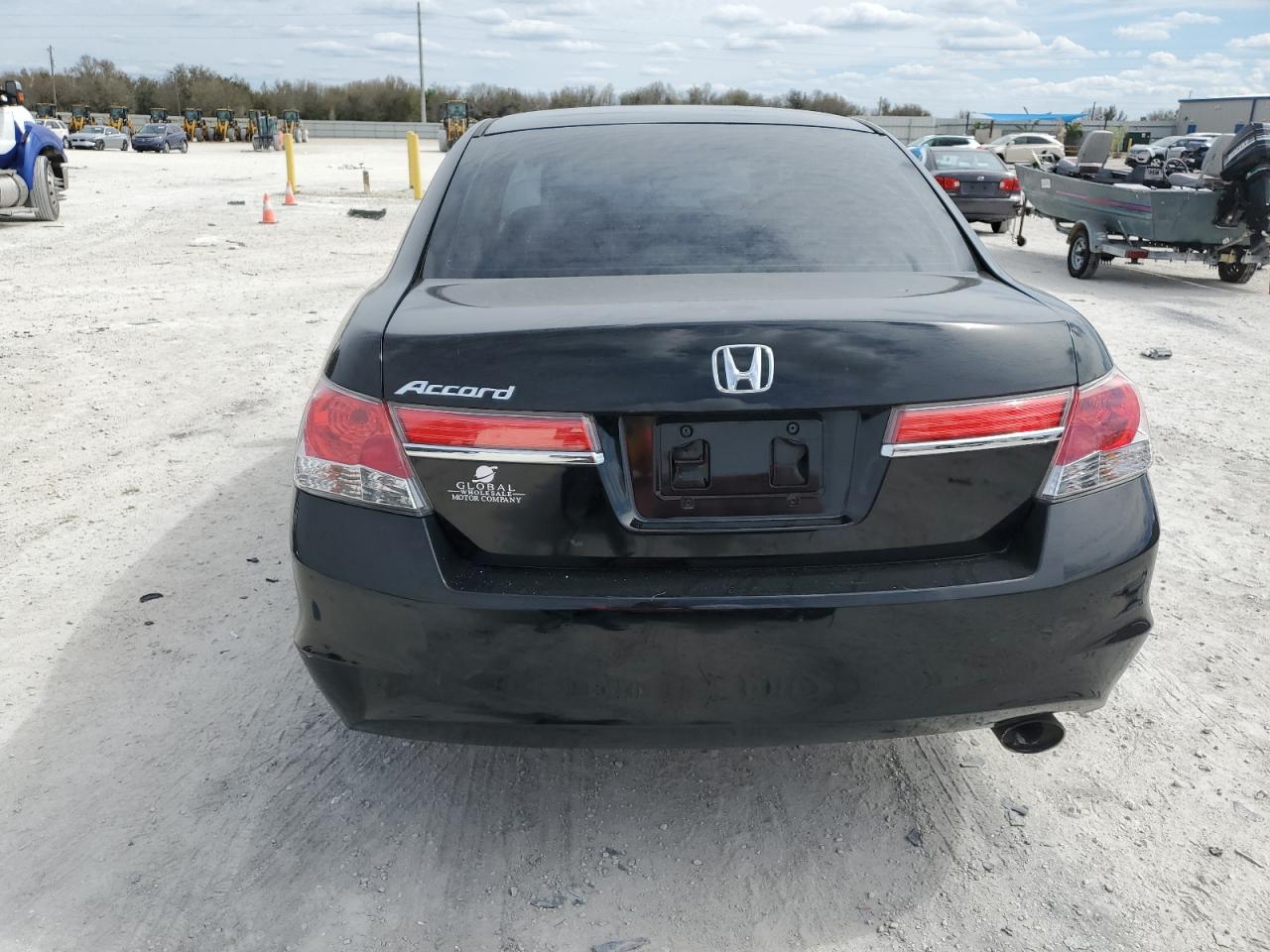 1HGCP2F41CA155204 2012 Honda Accord Lxp