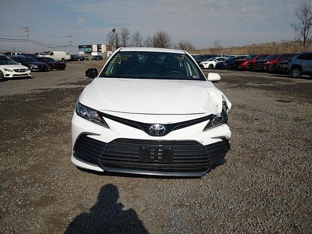 2021 TOYOTA CAMRY LE 4T1C11AK7MU444812