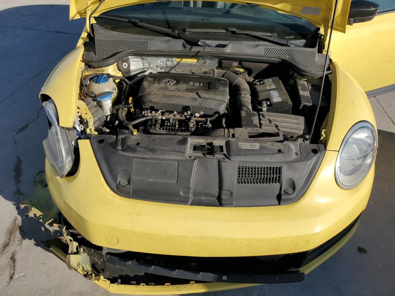 3VWF17AT6FM655209 2015 Volkswagen Beetle 1.8T