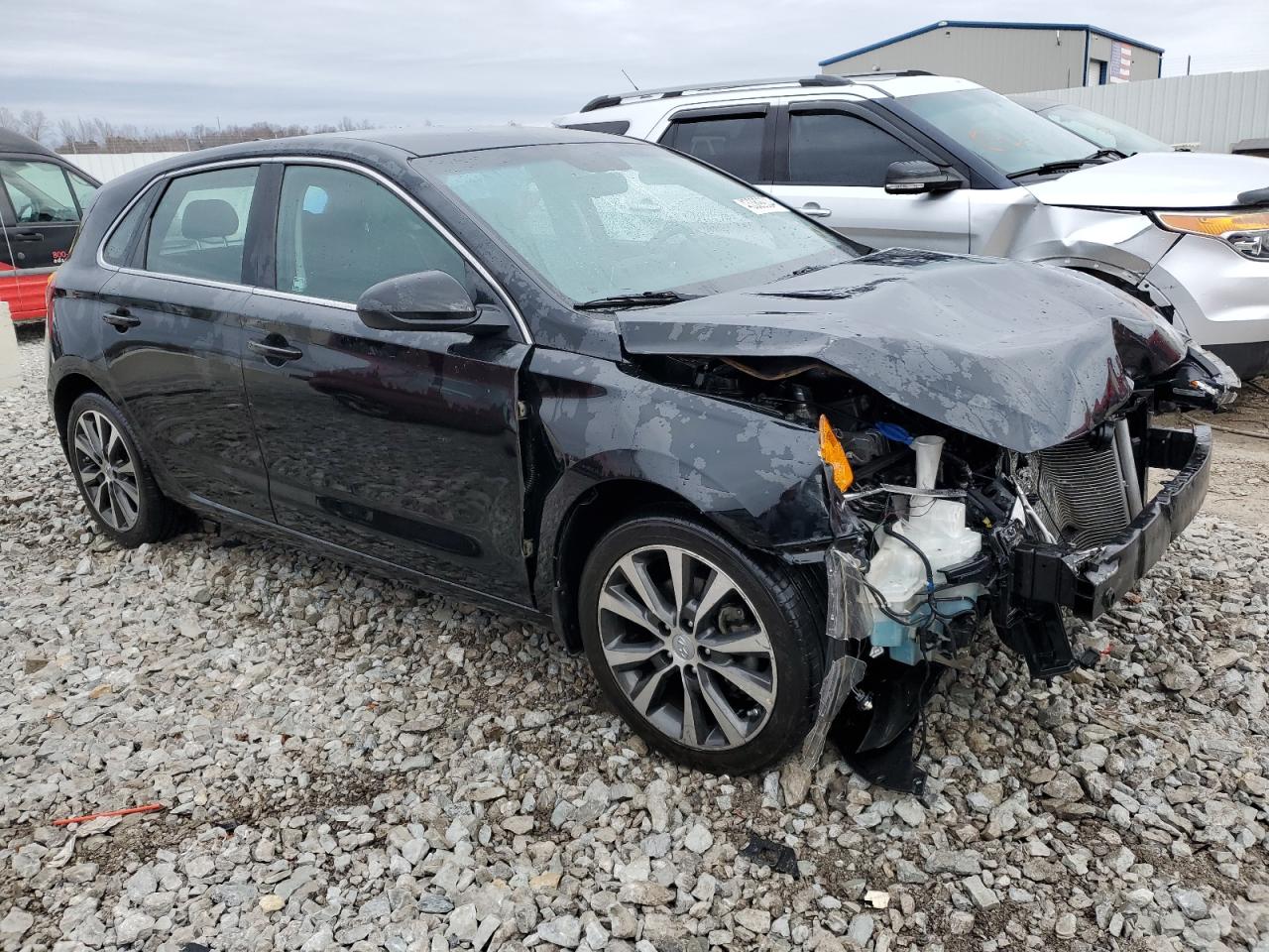 2018 Hyundai Elantra Gt vin: KMHH35LE8JU074450