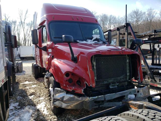 Lot #2492158612 2019 FREIGHTLINER CASCADIA 1 salvage car