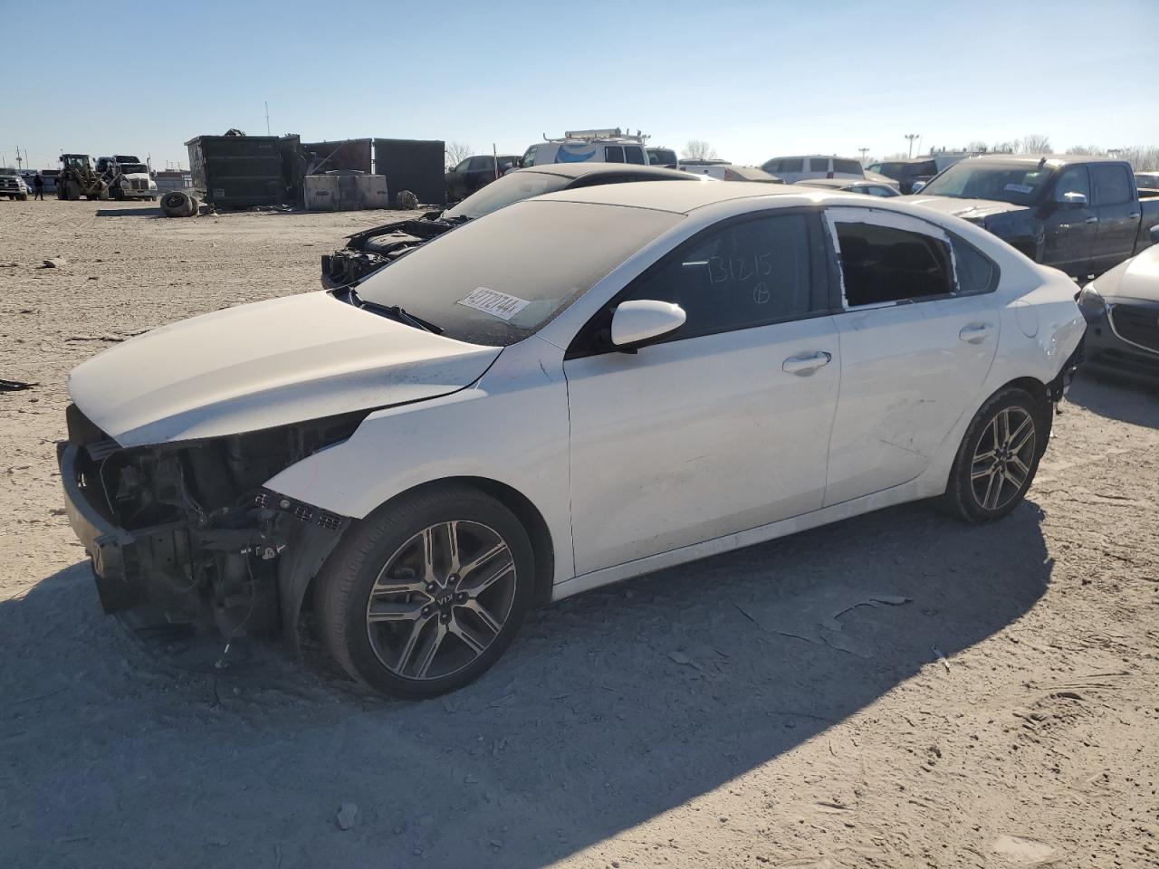 KIA FORTE GT LINE