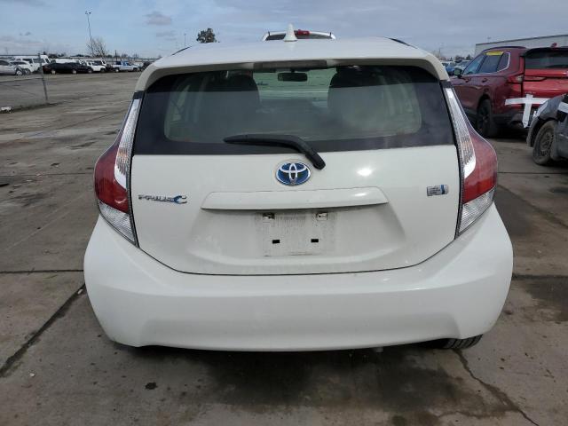 2016 TOYOTA PRIUS C JTDKDTB39G1138582