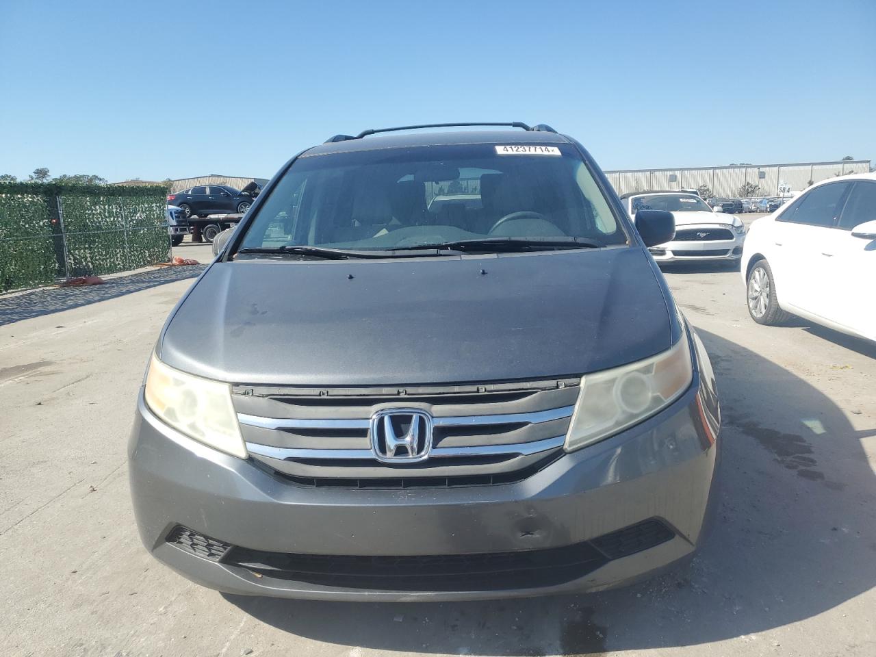 5FNRL5H21BB066692 2011 Honda Odyssey Lx