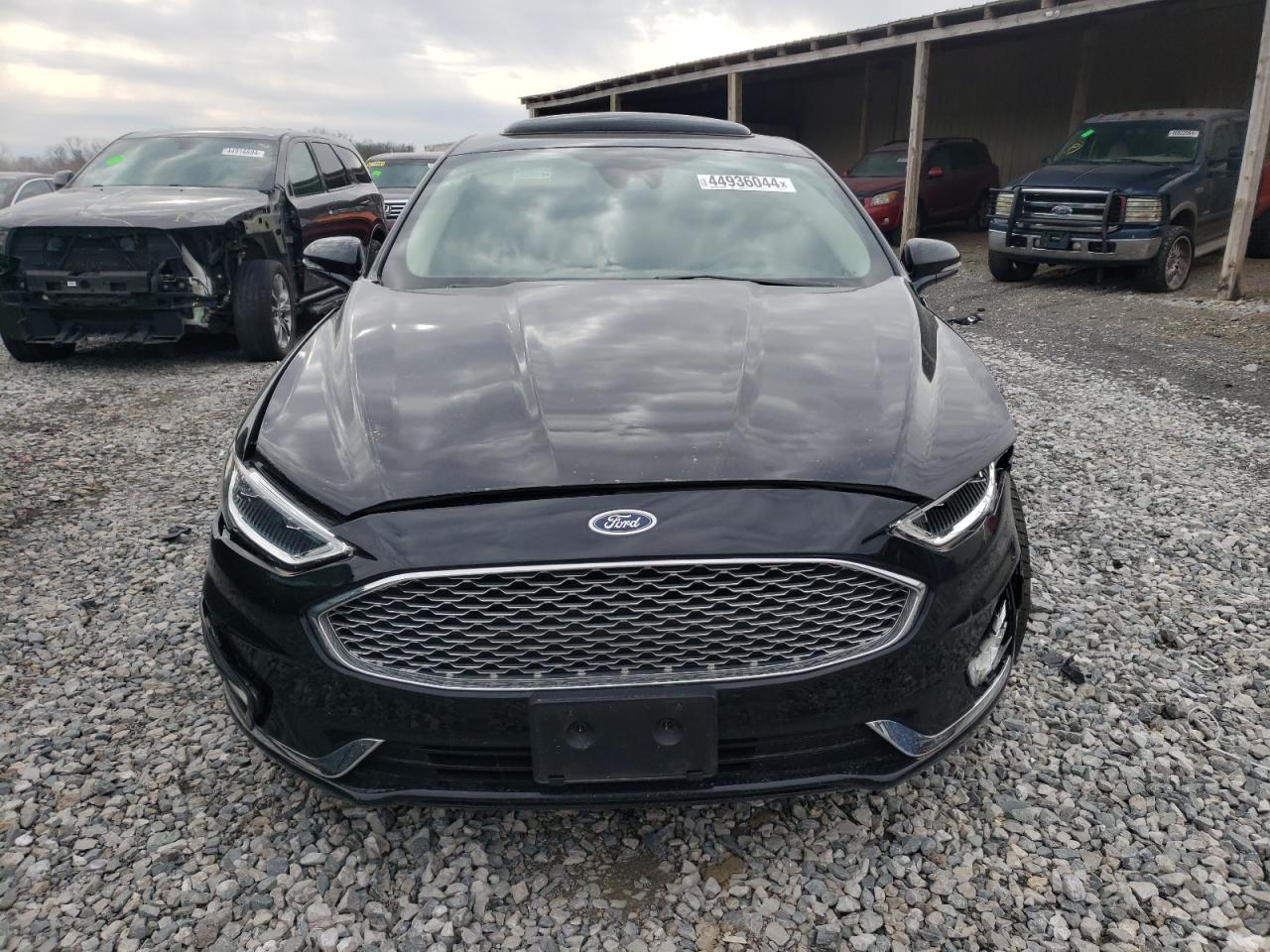 2019 Ford Fusion Titanium vin: 3FA6P0K95KR264535