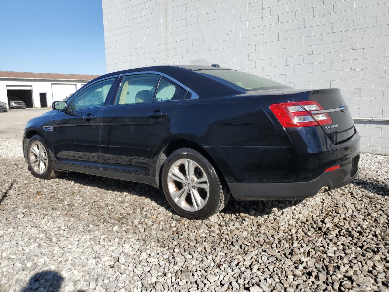 1FAHP2D84GG157502 2016 Ford Taurus Se