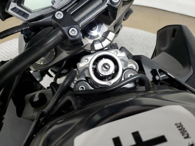 2016 KAWASAKI ZR800 B - JKBZRCB14GDA20882
