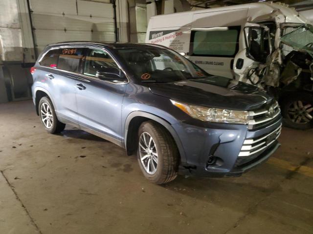 VIN 5TDJZRFH9KS747219 2019 Toyota Highlander, SE no.4