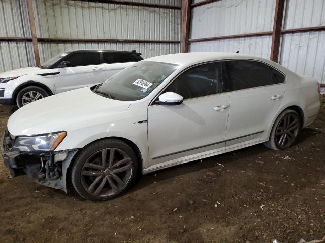 2017 VOLKSWAGEN PASSAT R-L 1VWDT7A32HC060752
