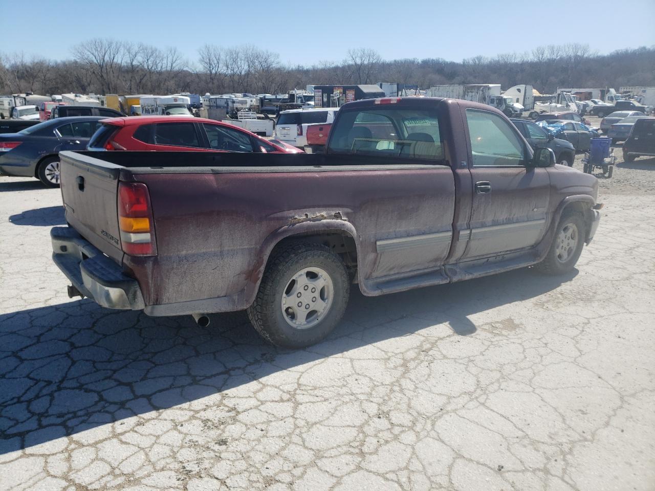 1GCEC14V72Z272259 2002 Chevrolet Silverado C1500