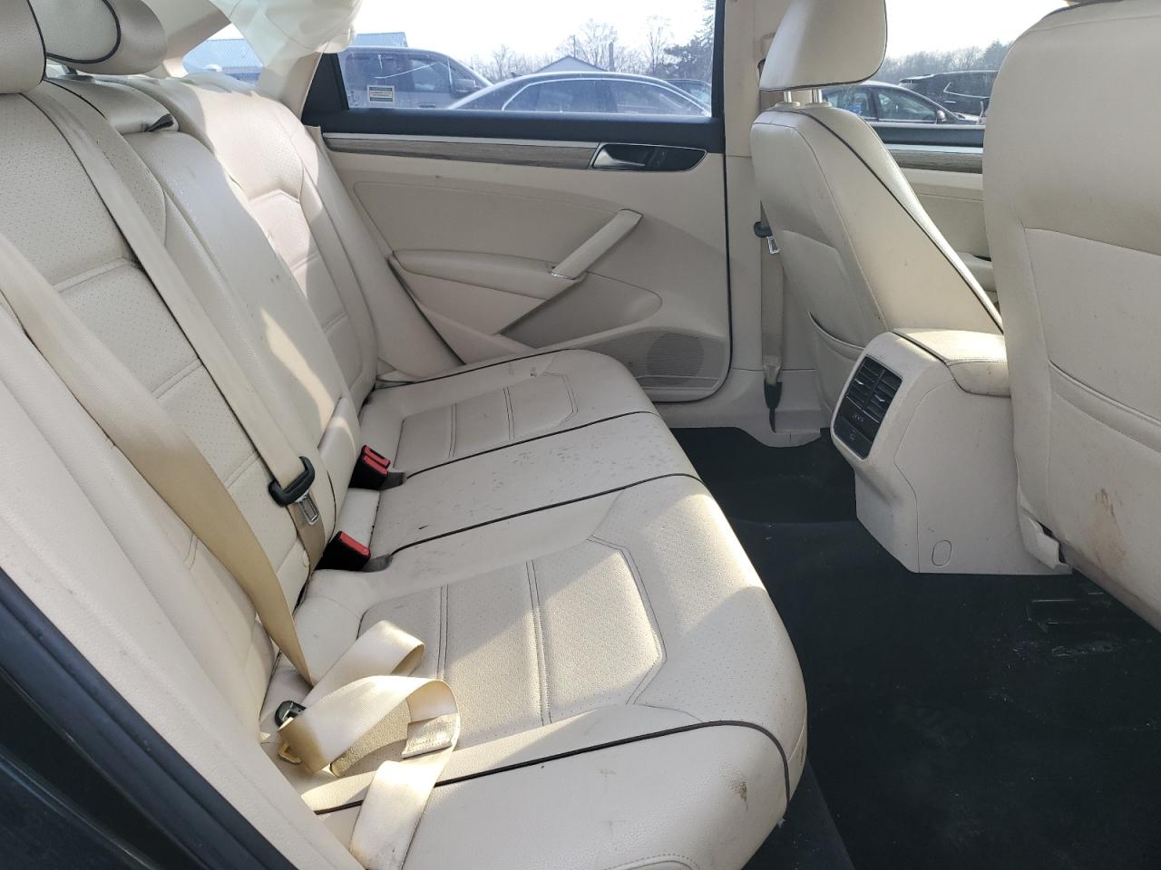 1vwbt7a39hc017999 1VWBT7A39HC017999 2017 Volkswagen Passat Se
