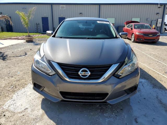 2016 Nissan Altima - Image 5