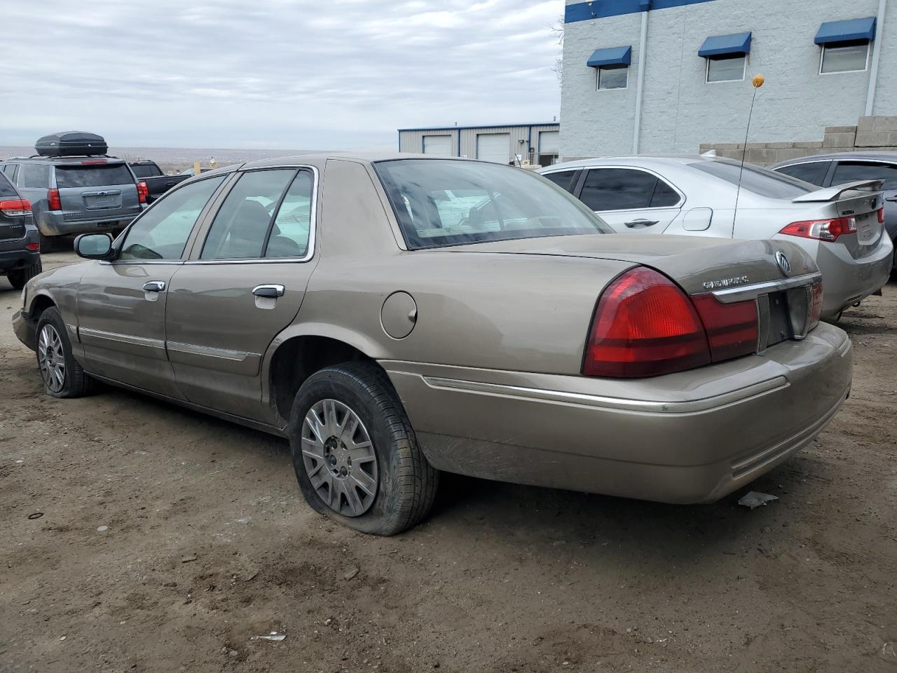 2MEFM74W25X616778 2005 Mercury Grand Marquis Gs