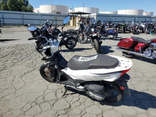 2015 HONDA PCX 150 RLHKF1806FY001164
