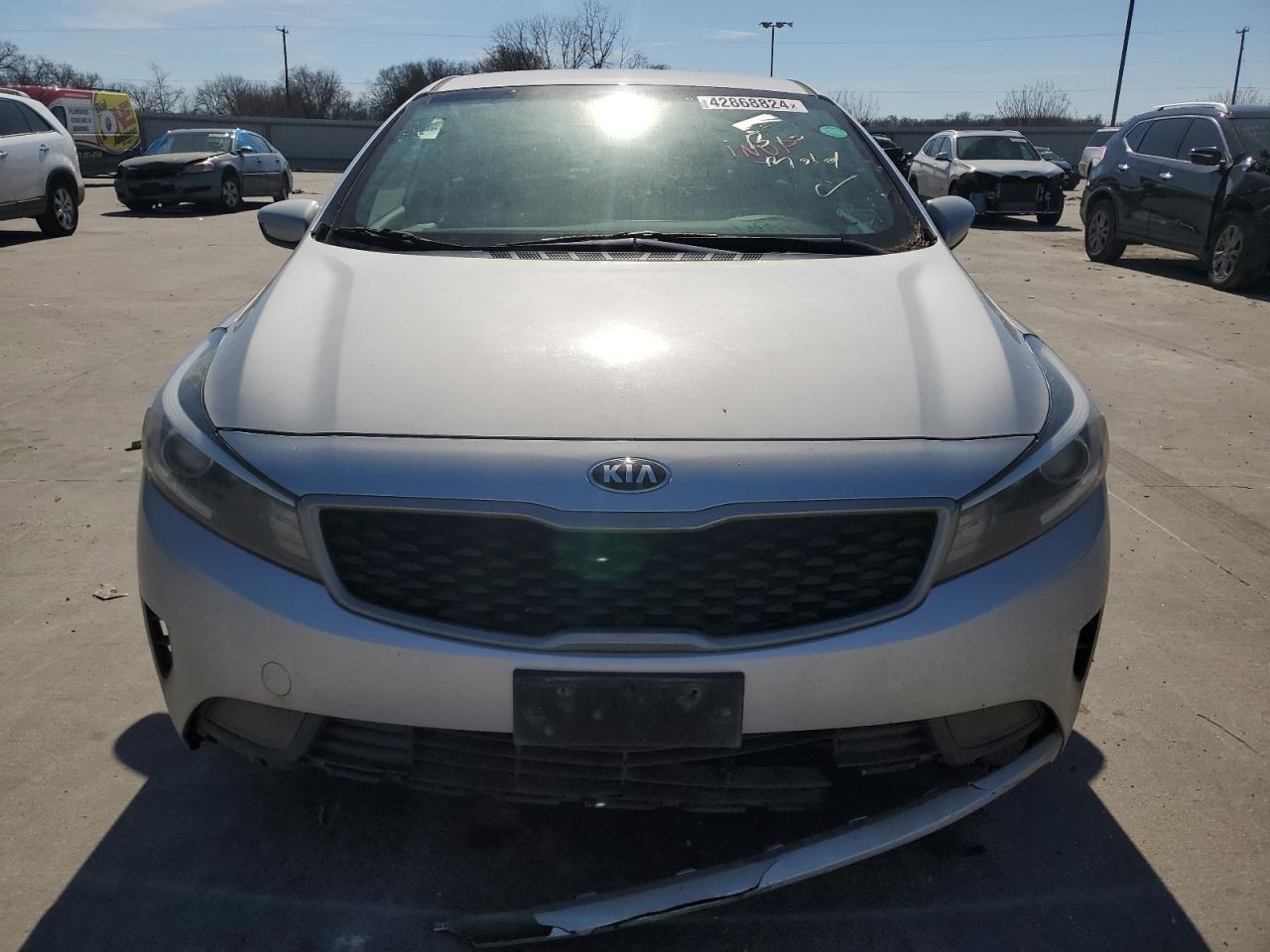 3kpfk4a77he089219 3KPFK4A77HE089219 2017 Kia Forte Lx