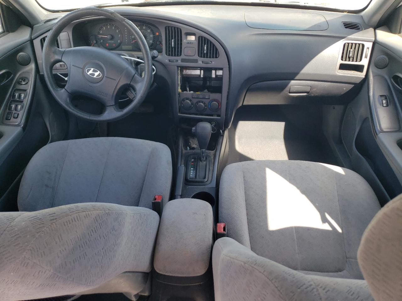 KMHDN46D54U773559 2004 Hyundai Elantra Gls