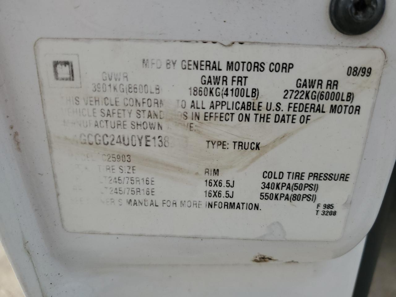 1GCGC24U0YE138313 2000 Chevrolet Silverado C2500