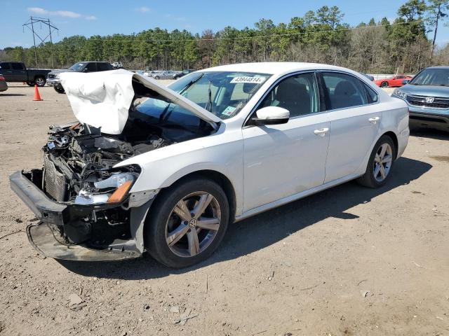 Lot #2409401791 2013 VOLKSWAGEN PASSAT SE salvage car