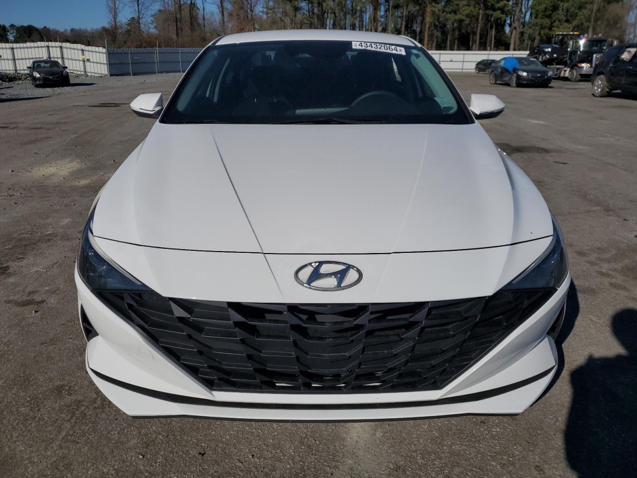 2023 Hyundai Elantra Blue vin: KMHLM4AJ3PU043777