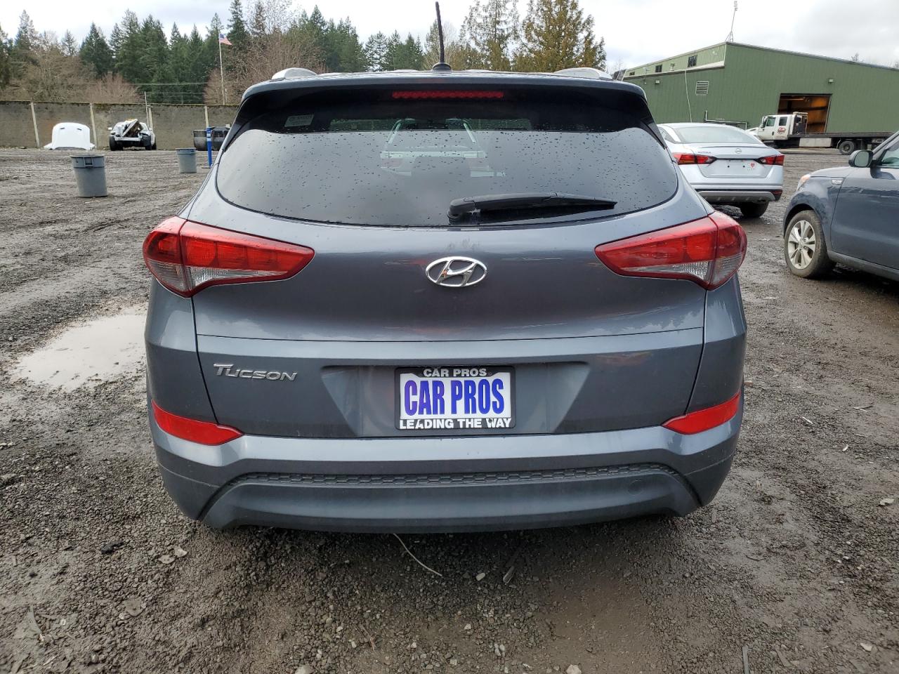 2016 Hyundai Tucson Limited vin: KM8J33A40GU128168