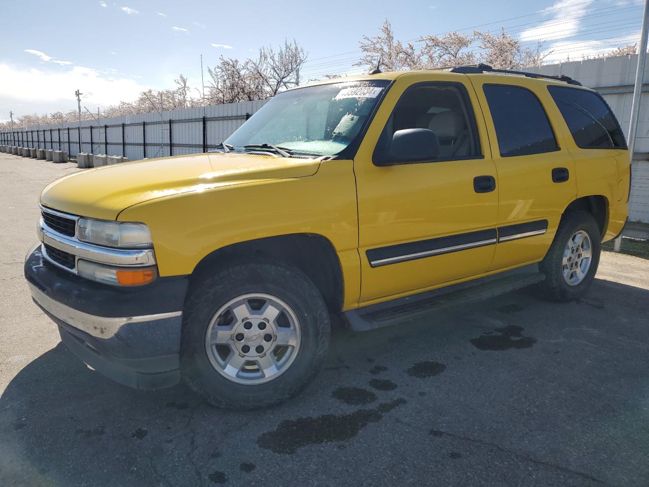 1gnec13t25j242855 1GNEC13T25J242855 2005 Chevrolet Tahoe C1500