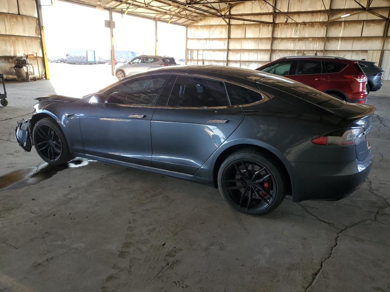 5YJSA1E44JF261349 2018 Tesla Model S