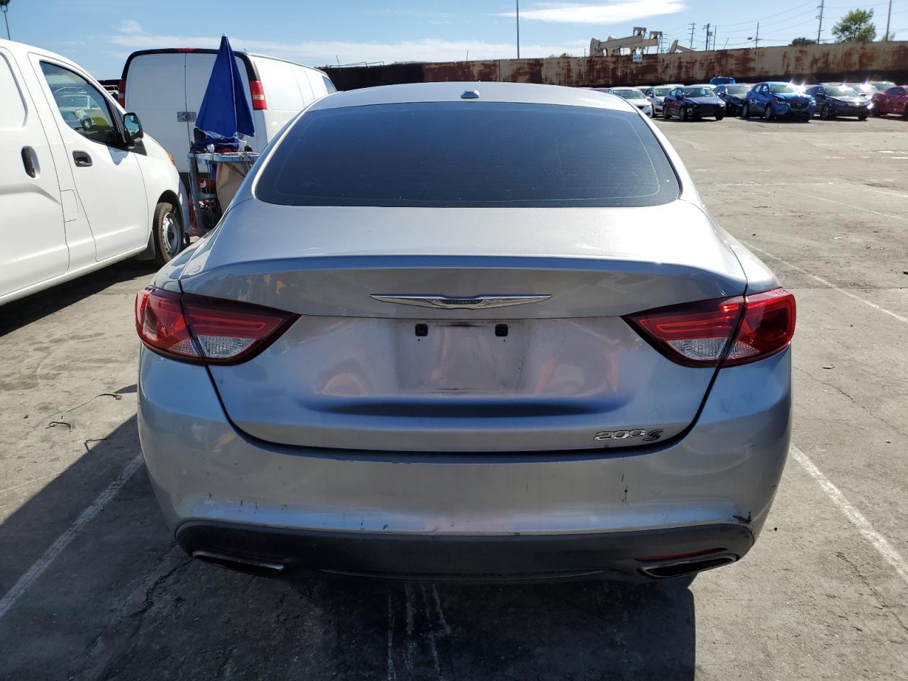 2015 Chrysler 200 S vin: 1C3CCCBB9FN585472