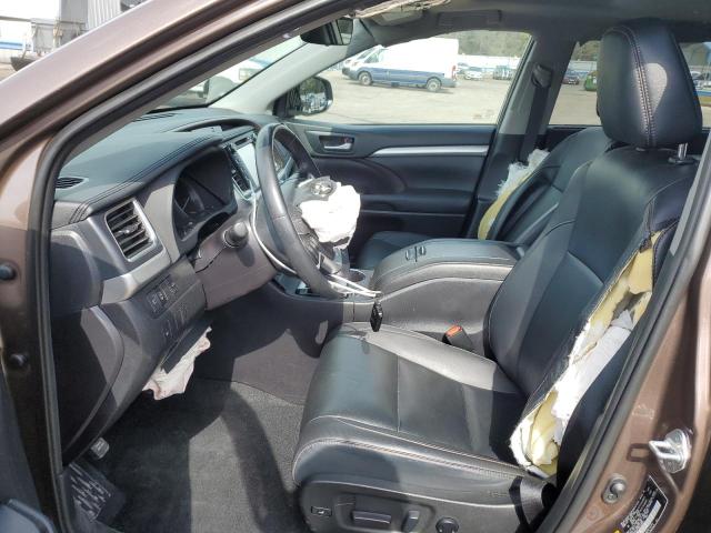 VIN 5TDKZRFH6KS306085 2019 Toyota Highlander, SE no.7