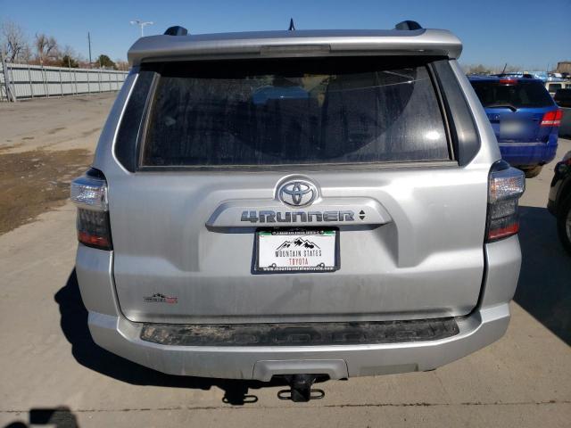 2022 TOYOTA 4RUNNER SR JTEMU5JR1N5995541