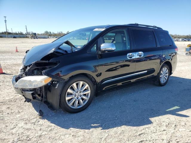 2012 Toyota Sienna XLE