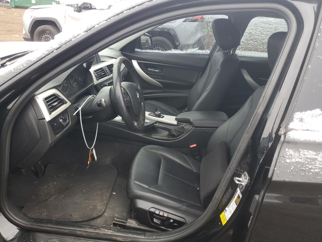 WBA3B1C51FK140105 2015 BMW 320 I