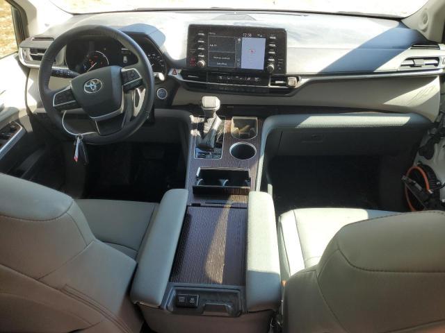 2021 TOYOTA SIENNA XLE 5TDJRKEC6MS012262