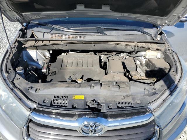 VIN 5TDZKRFH1FS102335 2015 Toyota Highlander, LE no.11