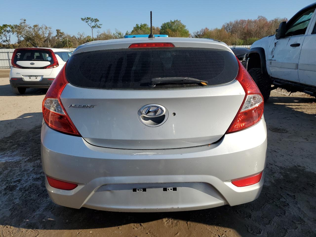 KMHCT5AEXFU222263 2015 Hyundai Accent Gs