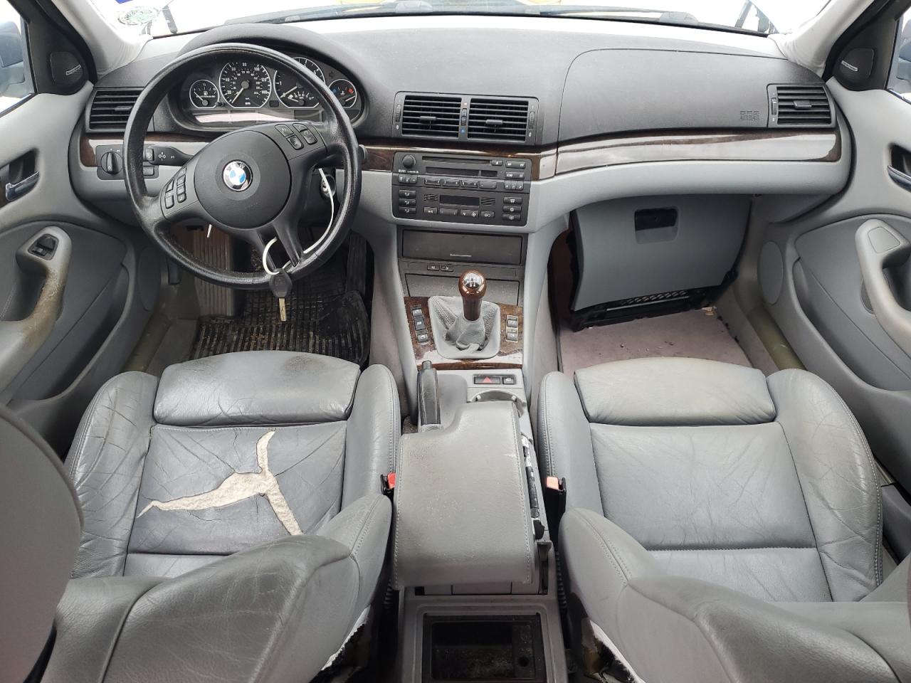 WBAAV53481FT02990 2001 BMW 330 I