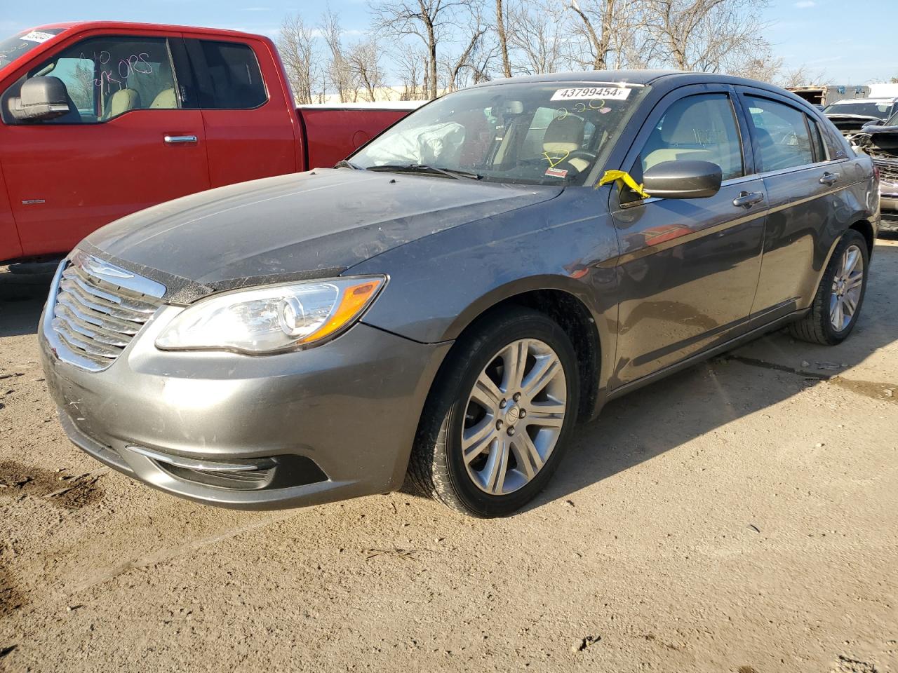 2013 Chrysler 200 Touring vin: 1C3CCBBB4DN654592