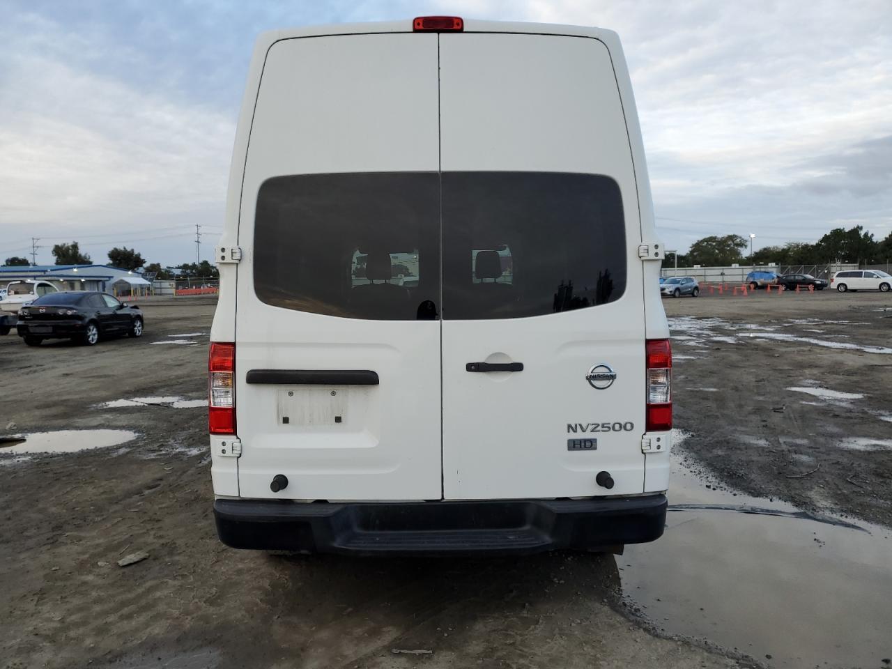 1N6BF0LYXCN113600 2012 Nissan Nv 2500