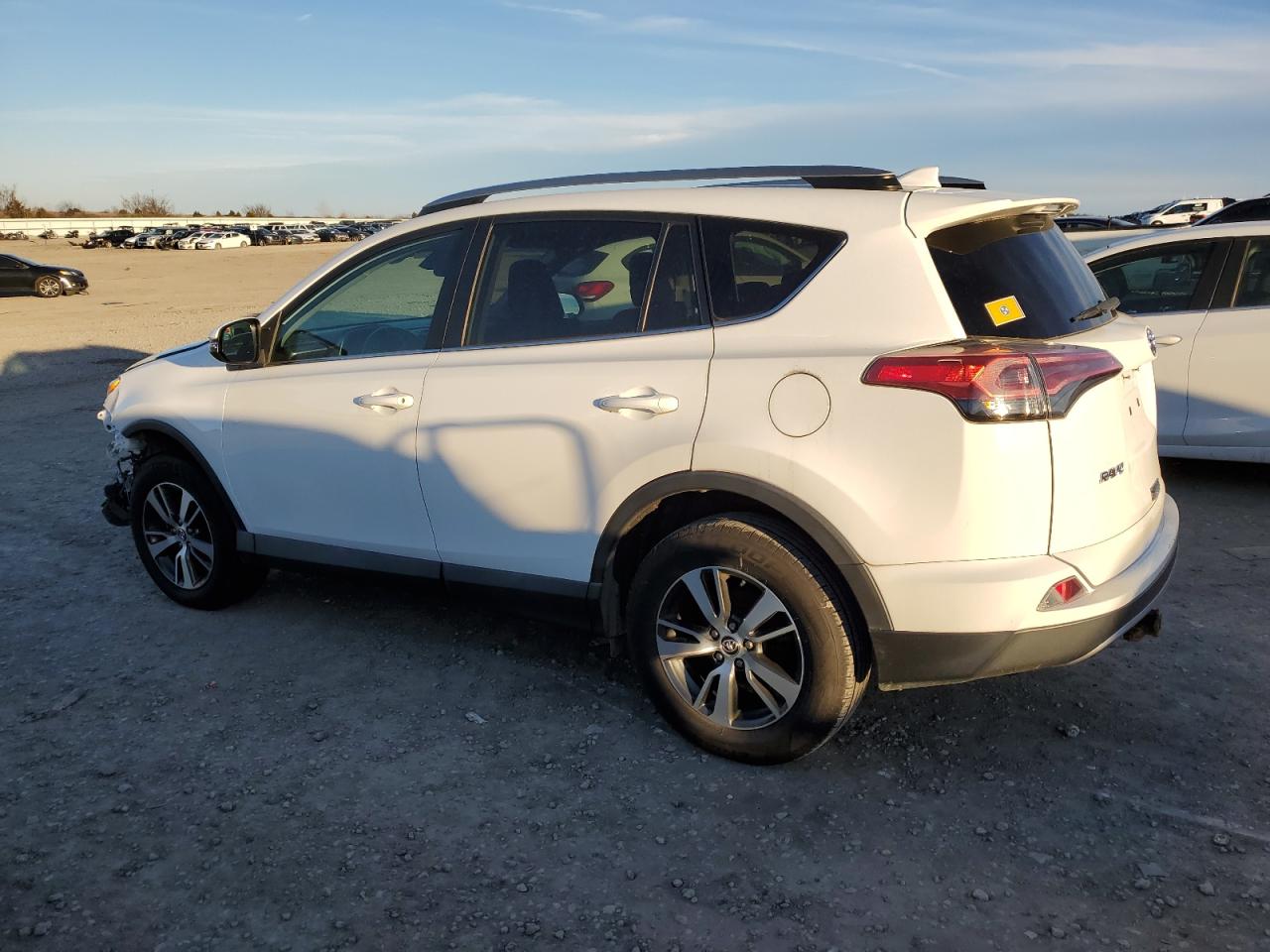 2T3WFREVXJW418550 2018 Toyota Rav4 Adventure